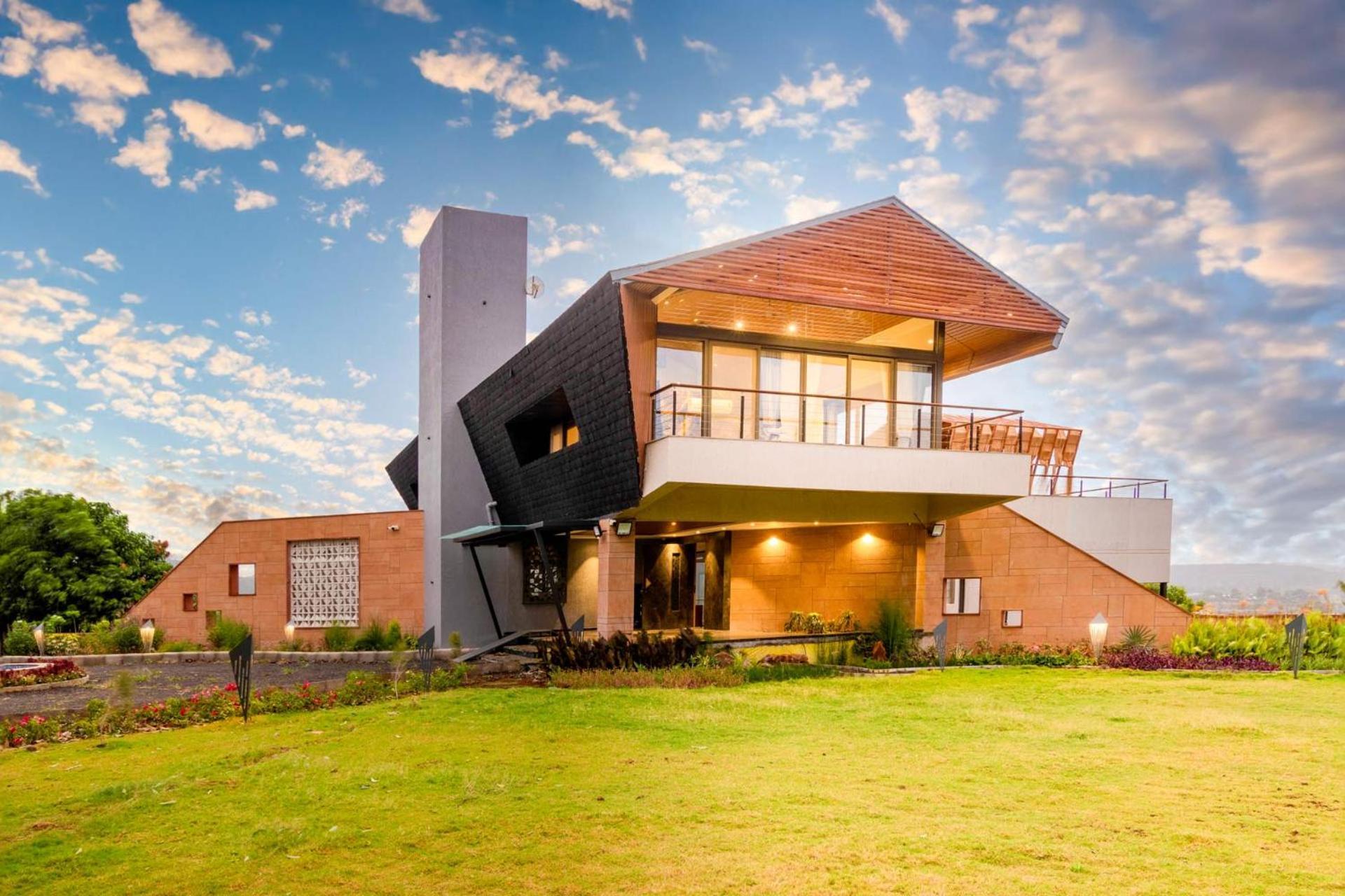 Pearl Lakeview Mansion By Stayvista - Lakeside Villa With Infinity Pool, Jacuzzi, In-House Theatre & Games Room Igatpuri Esterno foto