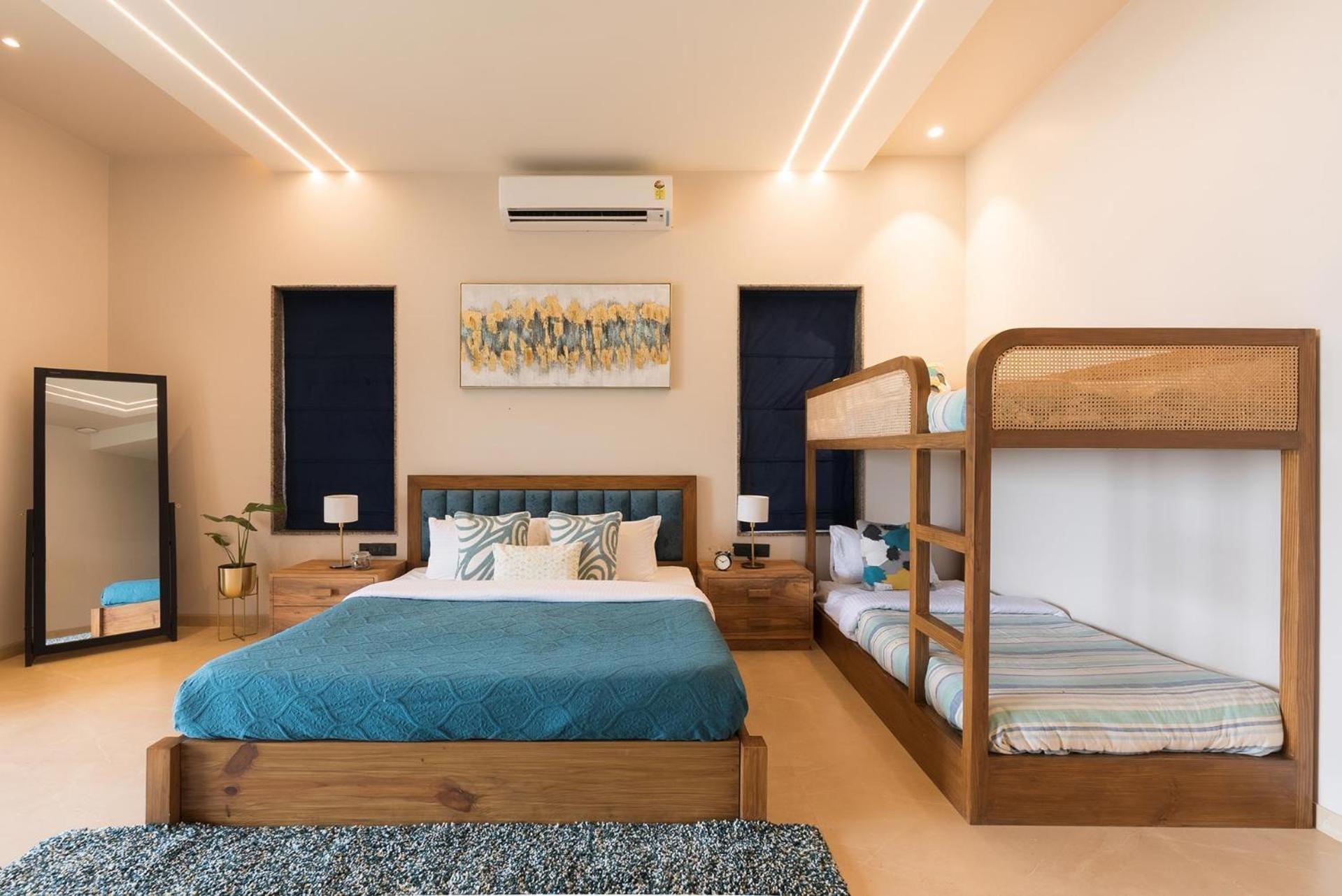 Pearl Lakeview Mansion By Stayvista - Lakeside Villa With Infinity Pool, Jacuzzi, In-House Theatre & Games Room Igatpuri Esterno foto