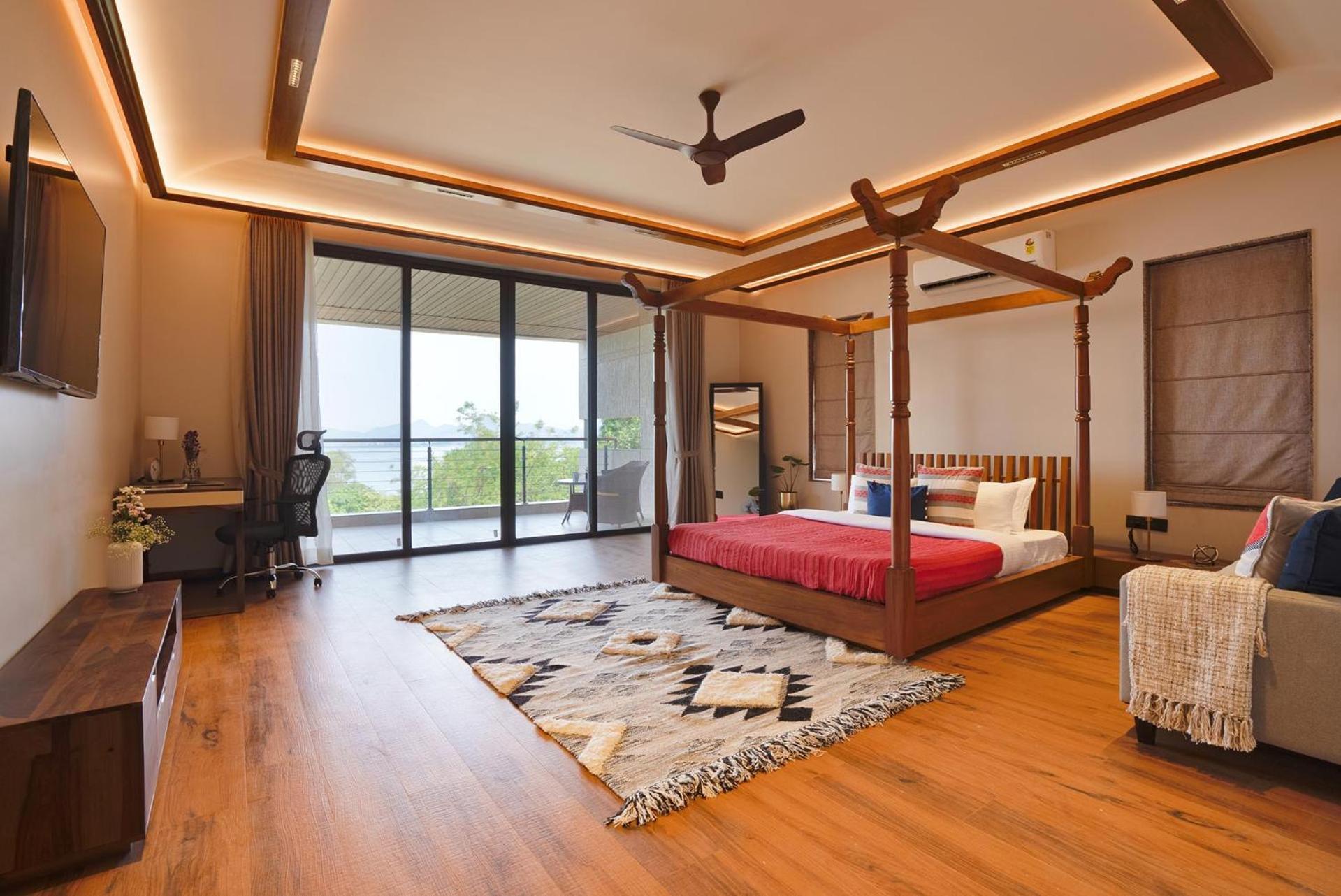 Pearl Lakeview Mansion By Stayvista - Lakeside Villa With Infinity Pool, Jacuzzi, In-House Theatre & Games Room Igatpuri Esterno foto